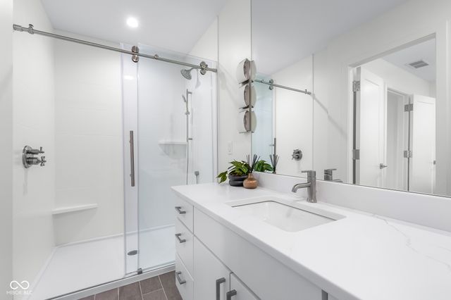 806 7th Street, Columbus, IN 47201