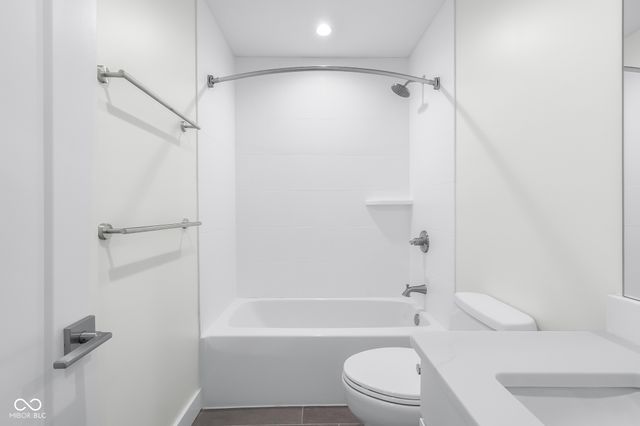 806 7th Street, Columbus, IN 47201