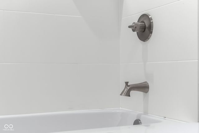 806 7th Street, Columbus, IN 47201