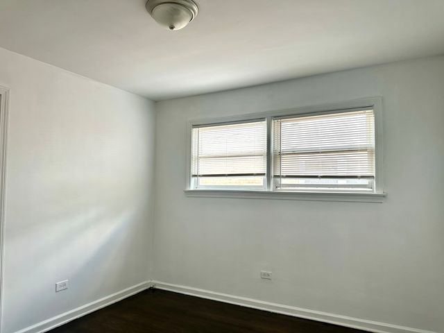 8638 Trumbull Avenue 2, Skokie, IL 60076