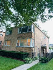 8638 Trumbull Avenue 2, Skokie, IL 60076