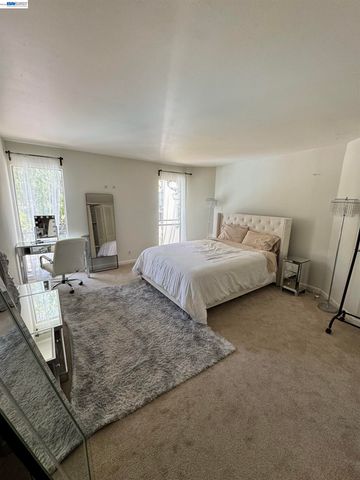 1305 Boulevard Way 210, Walnut Creek, CA 94595