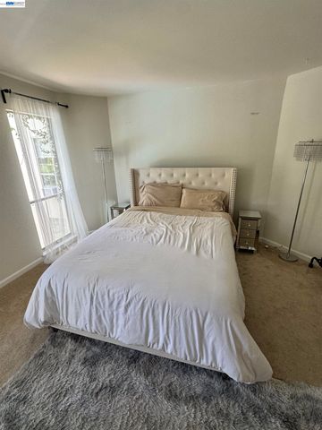 1305 Boulevard Way 210, Walnut Creek, CA 94595