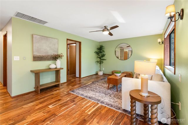32033 NE 139th Street, Duvall, WA 98019