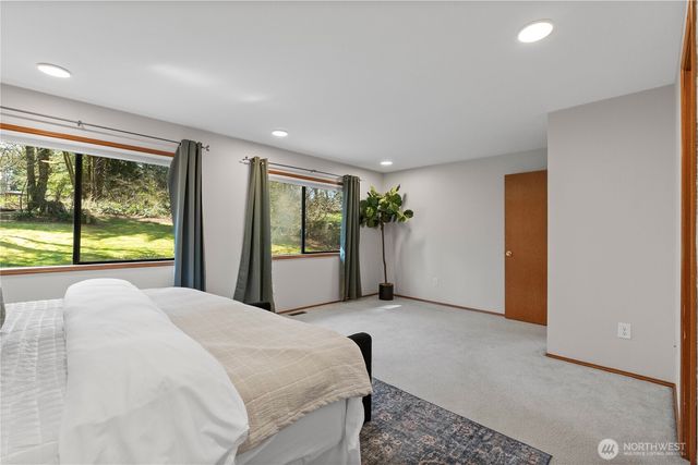 32033 NE 139th Street, Duvall, WA 98019