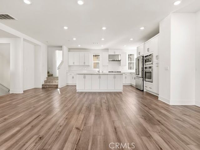 144 sash, Irvine, CA 92618