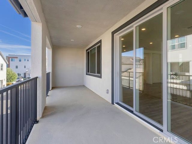 144 sash, Irvine, CA 92618