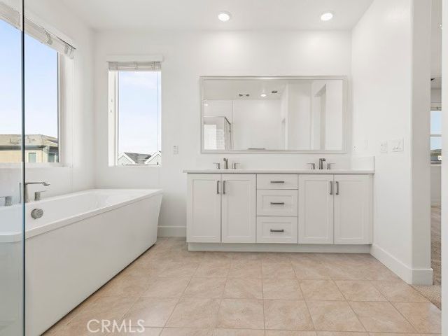 144 sash, Irvine, CA 92618