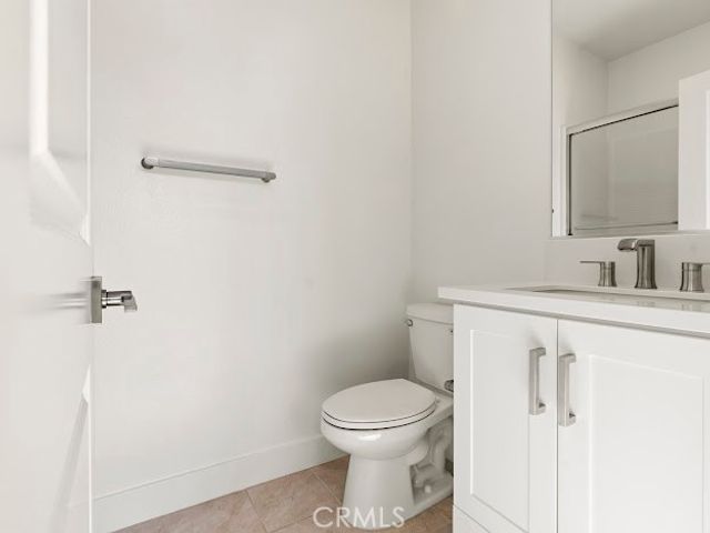 144 sash, Irvine, CA 92618