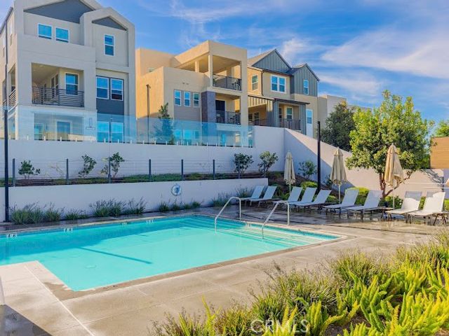 144 sash, Irvine, CA 92618