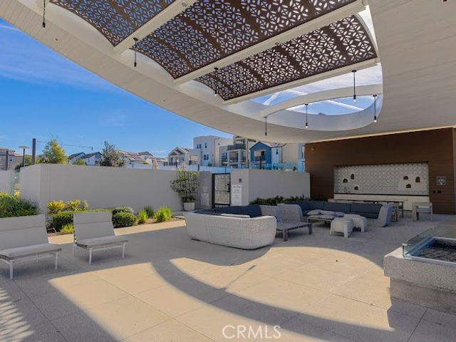 144 sash, Irvine, CA 92618