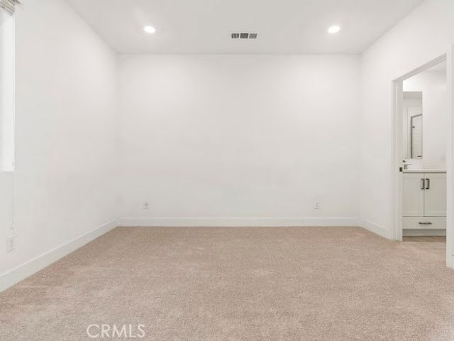 144 sash, Irvine, CA 92618