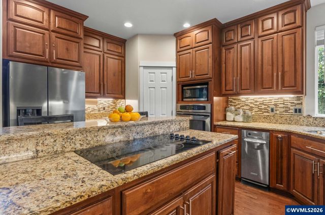 2737 Arroyo Ridge Dr NW, Salem, OR 97301