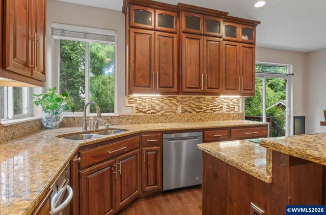 2737 Arroyo Ridge Dr NW, Salem, OR 97301