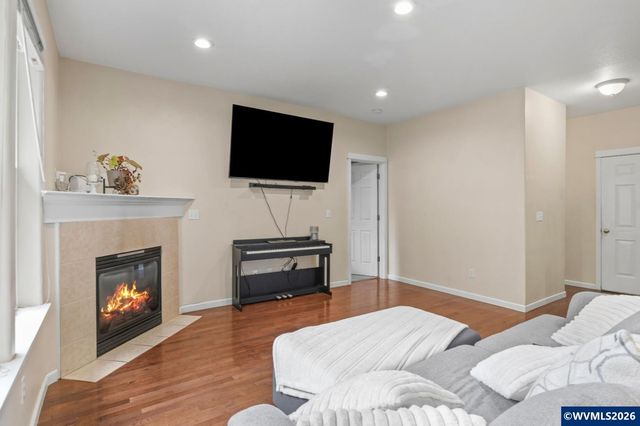 2737 Arroyo Ridge Dr NW, Salem, OR 97301