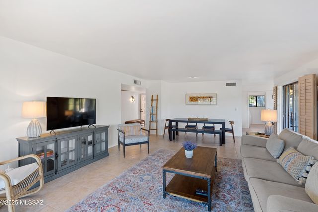 5018 N Placita Del Lazo, Tucson, AZ 85750