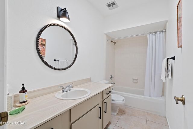 5018 N Placita Del Lazo, Tucson, AZ 85750