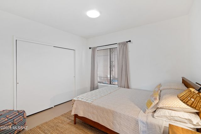 5018 N Placita Del Lazo, Tucson, AZ 85750