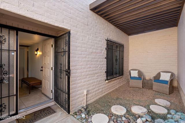 5018 N Placita Del Lazo, Tucson, AZ 85750