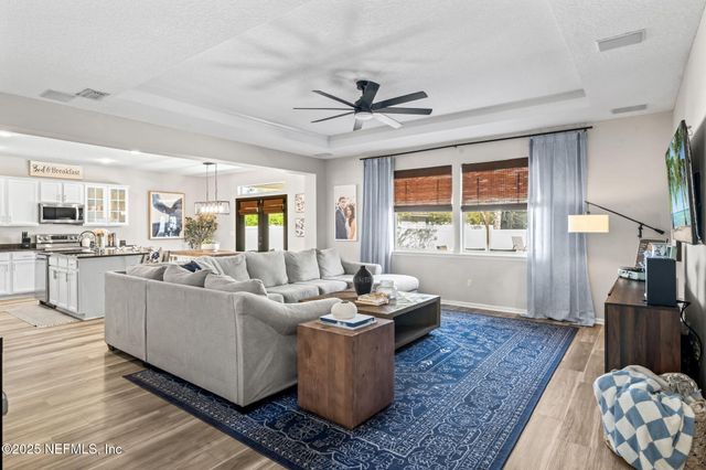 475 PINE EAGLE Drive, Fleming Island, FL 32003