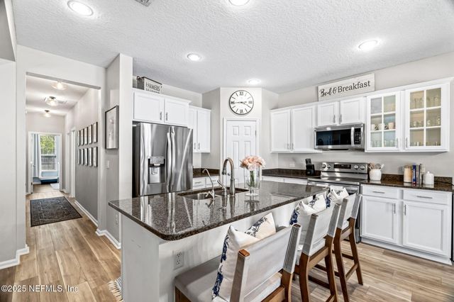 475 PINE EAGLE Drive, Fleming Island, FL 32003