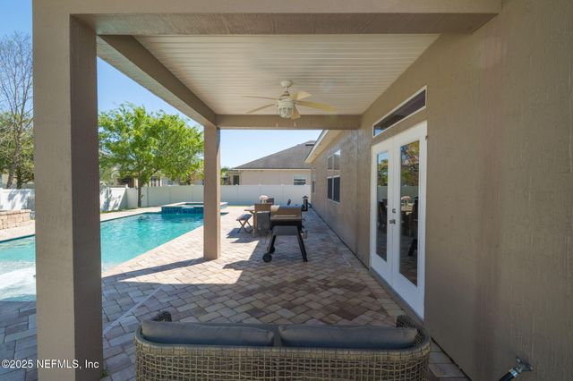 475 PINE EAGLE Drive, Fleming Island, FL 32003