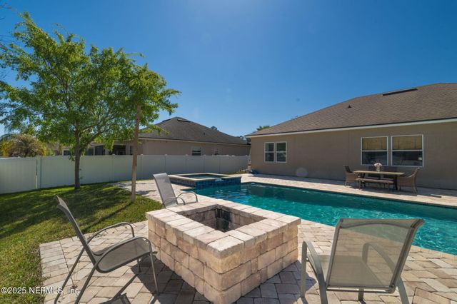 475 PINE EAGLE Drive, Fleming Island, FL 32003