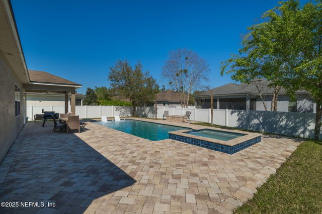 475 PINE EAGLE Drive, Fleming Island, FL 32003