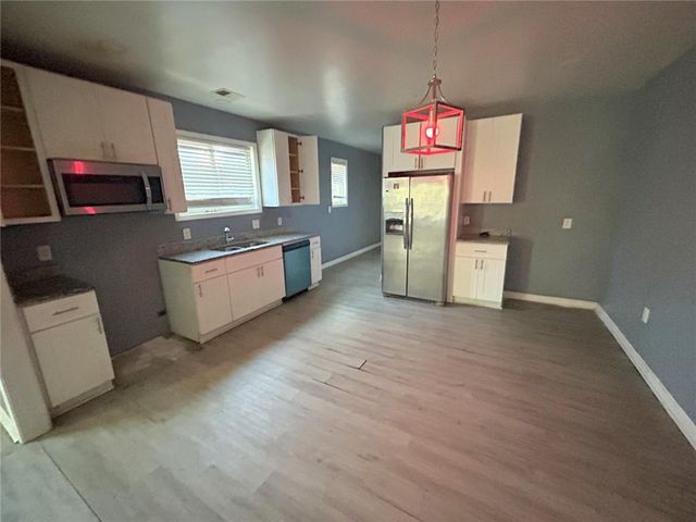 1962 Markone NW Street, Atlanta, GA 30318