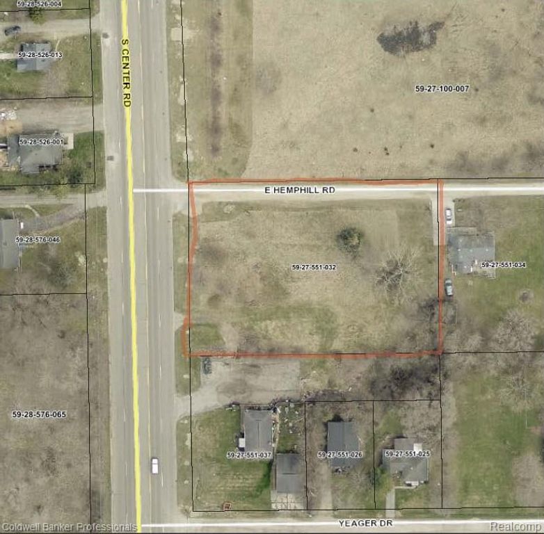 3267 S Center Road, Burton, MI 48519