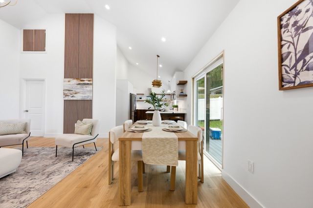 6 Amherst Rd, Hopkinton, MA 01748