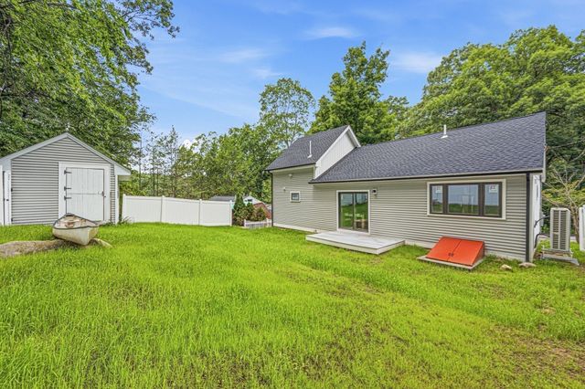 6 Amherst Rd, Hopkinton, MA 01748