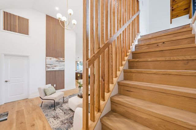 6 Amherst Rd, Hopkinton, MA 01748