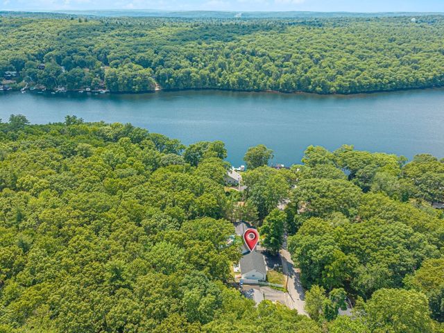 6 Amherst Rd, Hopkinton, MA 01748