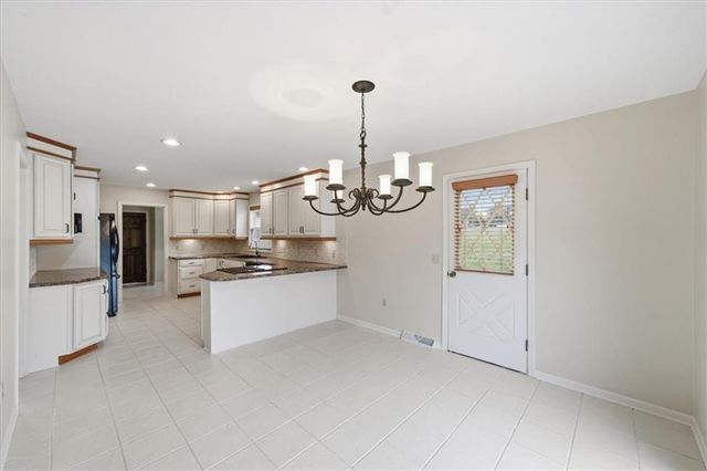 35809 E Ryan Road, Oak Grove, MO 64075