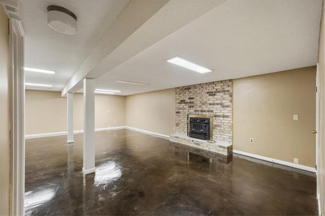 35809 E Ryan Road, Oak Grove, MO 64075