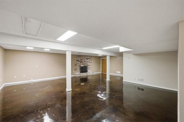 35809 E Ryan Road, Oak Grove, MO 64075