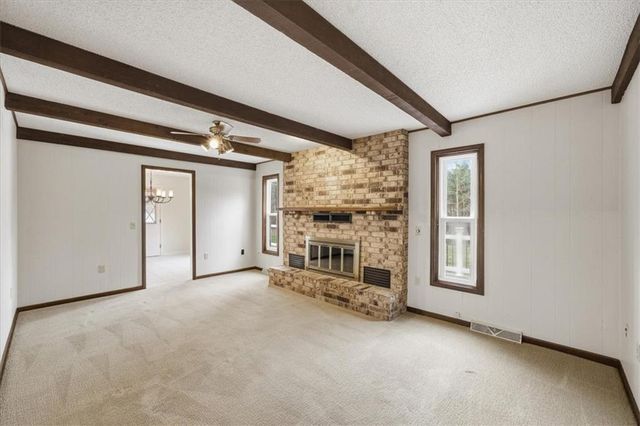 35809 E Ryan Road, Oak Grove, MO 64075