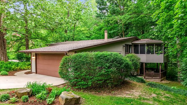 4480 E Wembley Lane, Columbus, IN 47201