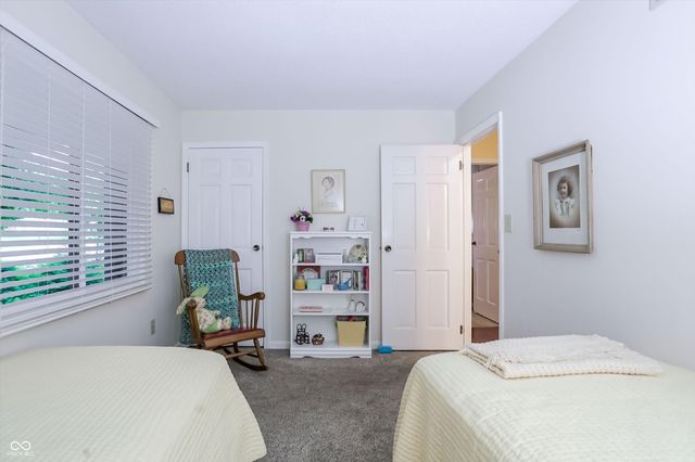 4480 E Wembley Lane, Columbus, IN 47201