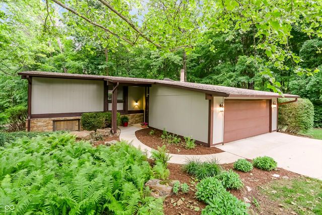 4480 E Wembley Lane, Columbus, IN 47201