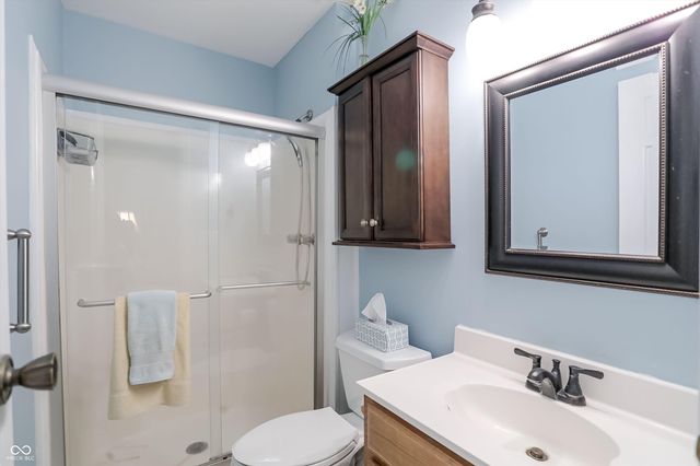 4480 E Wembley Lane, Columbus, IN 47201