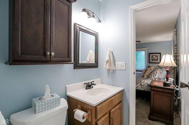 4480 E Wembley Lane, Columbus, IN 47201