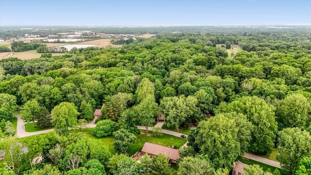 4480 E Wembley Lane, Columbus, IN 47201