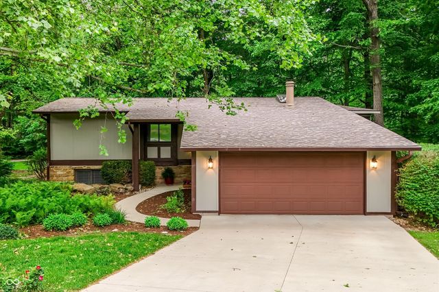 4480 E Wembley Lane, Columbus, IN 47201