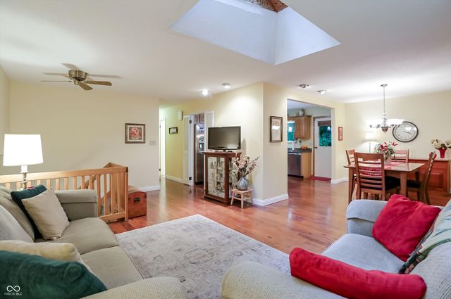 4480 E Wembley Lane, Columbus, IN 47201