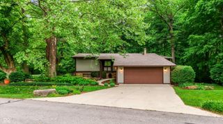 4480 E Wembley Lane, Columbus, IN 47201