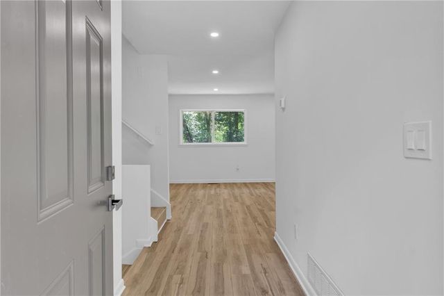 4374 Cedar Ridge Trail, Stone Mountain, GA 30083