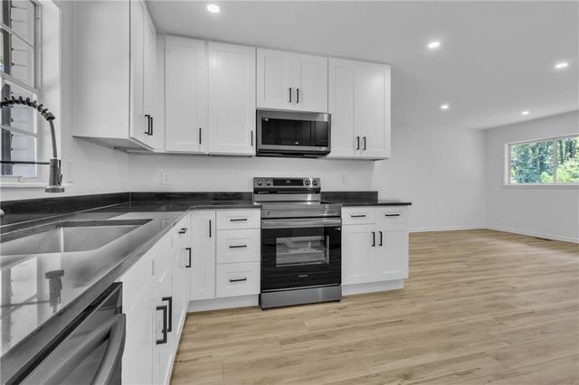 4374 Cedar Ridge Trail, Stone Mountain, GA 30083