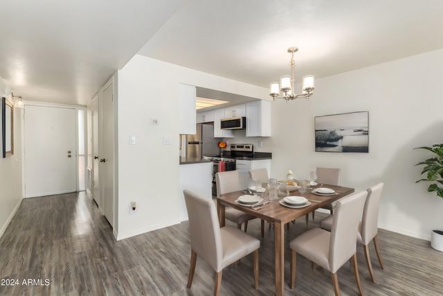 11048 N 28TH Drive 145, Phoenix, AZ 85029